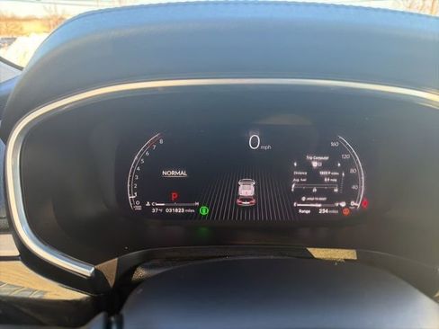 Used 2023 Acura MDX SH-AWD image 21