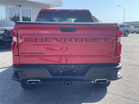 Used 2021 Chevrolet Silverado 1500 LT Trail Boss w/ Bed Protection Package image 5
