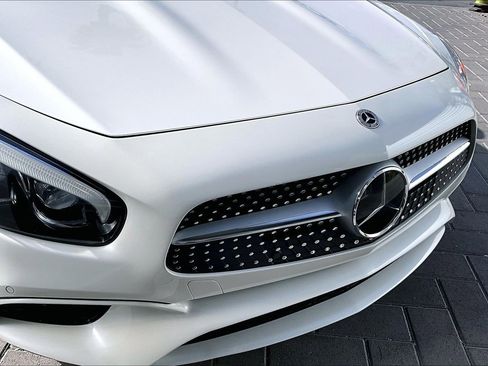 Used 2018 Mercedes-Benz SL 450 image 28