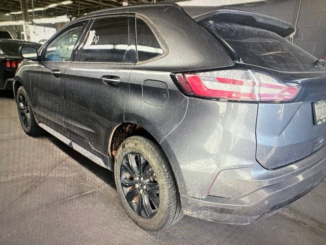 Used 2024 Ford Edge SE w/ Black Appearance Package AWD/4WD image 9
