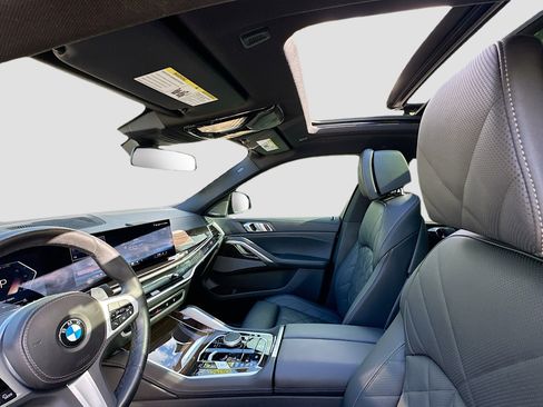 Used 2025 BMW X6 xDrive40i w/ Climate Comfort Package image 21