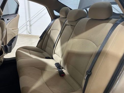 Used 2011 Hyundai Sonata GLS image 13