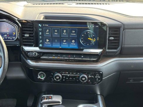 Used 2022 Chevrolet Silverado 1500 RST w/ Protection Package image 13