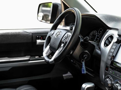 Used 2020 Toyota Tundra SR5 w/ SX Package RWD image 18