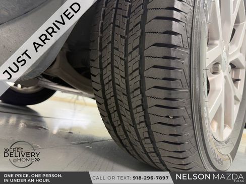 Used 2021 Jeep Grand Cherokee L Limited AWD/4WD image 10