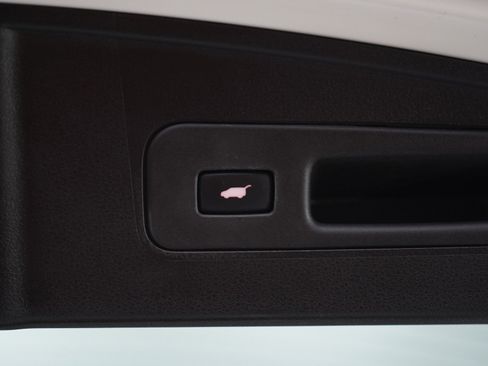 Used 2017 Acura MDX SH-AWD w/ Technology Package image 18