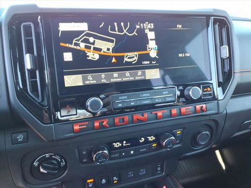 Used 2025 Nissan Frontier PRO-4X w/ Pro Premium Package image 10