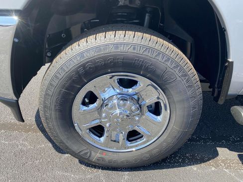 New 2026 RAM 2500 Tradesman image 23