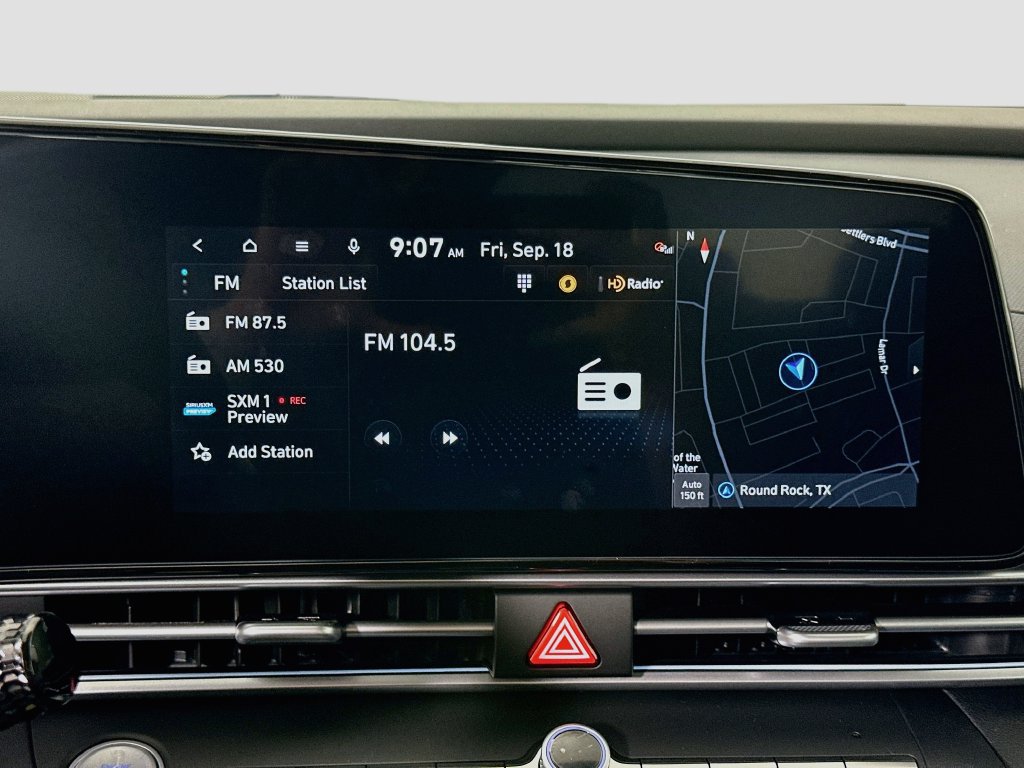 New 2026 Hyundai Elantra Limited FWD image 11