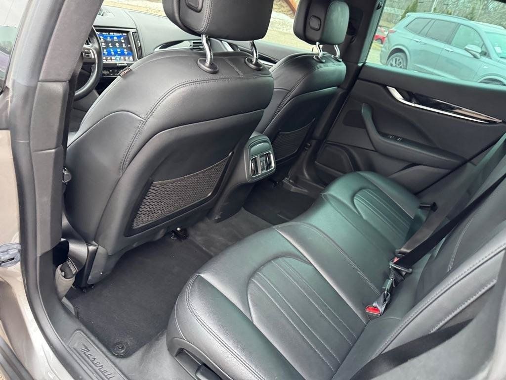 Used 2019 Maserati Levante AWD/4WD image 23