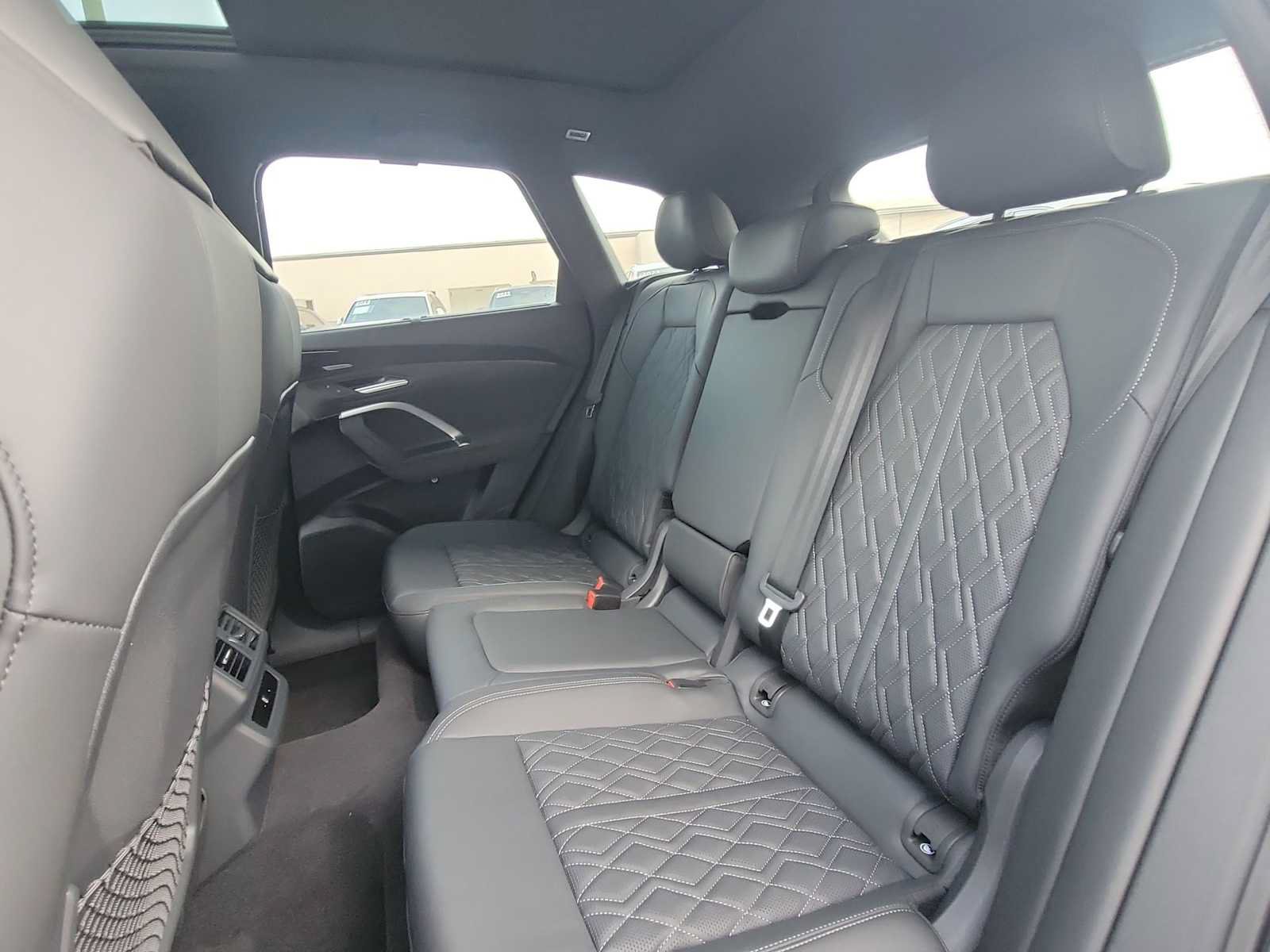 New 2026 Audi SQ5 Premium Plus AWD/4WD image 19
