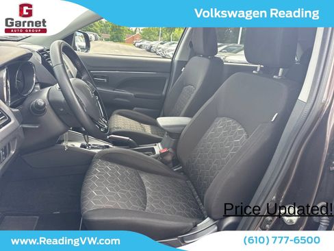 Used 2024 Mitsubishi Outlander Sport LE AWD/4WD image 9