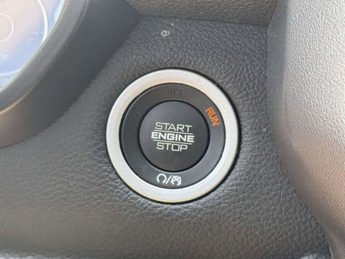 Used 2023 RAM 1500 Big Horn AWD/4WD image 24