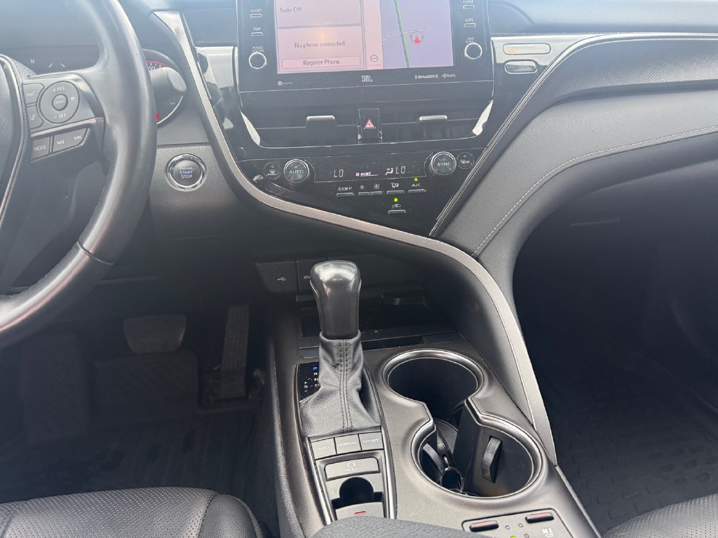 Used 2022 Toyota Camry XSE w/ Navigation Package FWD image 11