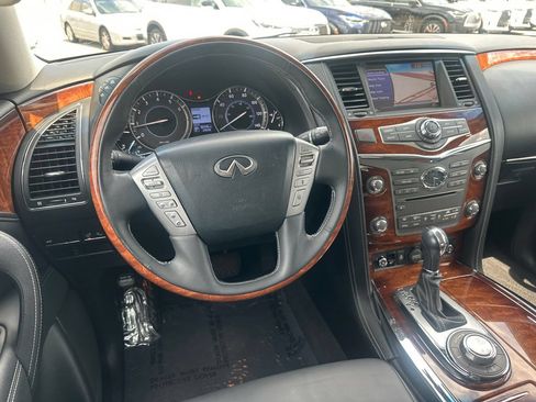 Used 2017 INFINITI QX80 4WD w/ Deluxe Technology Package image 19