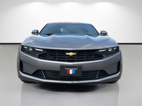 Used 2020 Chevrolet Camaro LT image 8