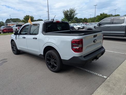 Certified 2025 Ford Maverick XLT w/ Equipment Group 301A AWD/4WD image 6