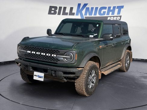 Used 2024 Ford Bronco Badlands image 1