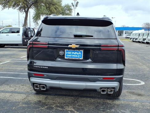 New 2026 Chevrolet Traverse LT w/ Driver Confidence Package image 7