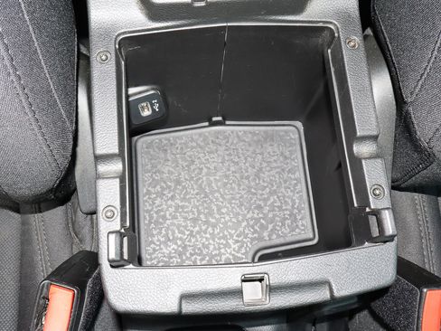 Used 2021 Jeep Wrangler Unlimited Sport image 25