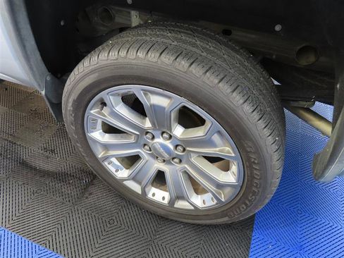 Used 2018 GMC Sierra 1500 Denali w/ Denali Ultimate Package image 7