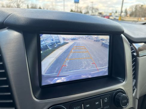 Used 2017 GMC Yukon Denali w/ Open Road Package image 27