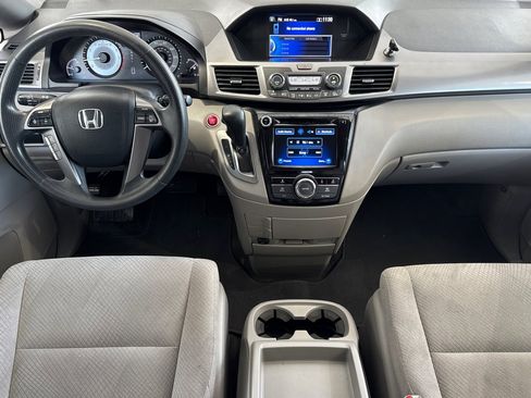 Used 2014 Honda Odyssey EX image 16