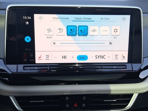 New 2026 Volkswagen Atlas Cross Sport SEL Premium R-Line image 21