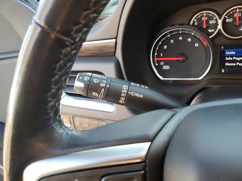 Used 2021 Chevrolet Suburban LT w/ Rear Media and Nav Package image 37