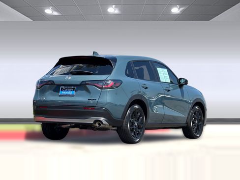 Used 2025 Honda HR-V Sport image 9