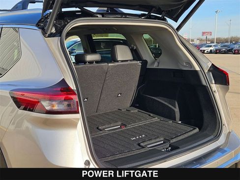 New 2026 Nissan Rogue Platinum image 29