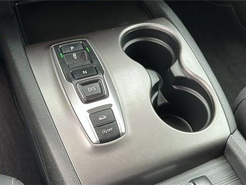 Used 2023 Honda Ridgeline Sport image 17