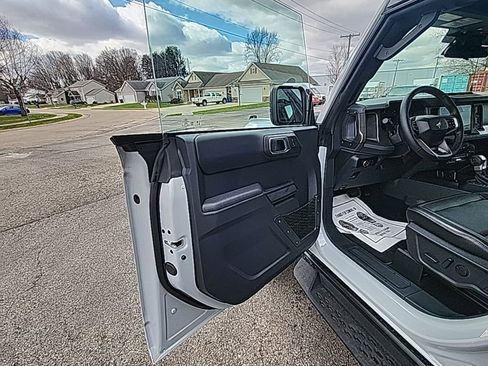 New 2026 Ford Bronco Badlands image 22