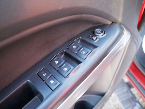 Used 2015 Chevrolet Colorado LT w/ LT Convenience Package image 19