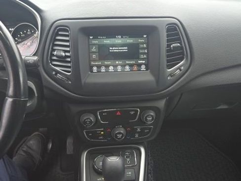 Used 2020 Jeep Compass Sport w/ Cold Weather Group image 2