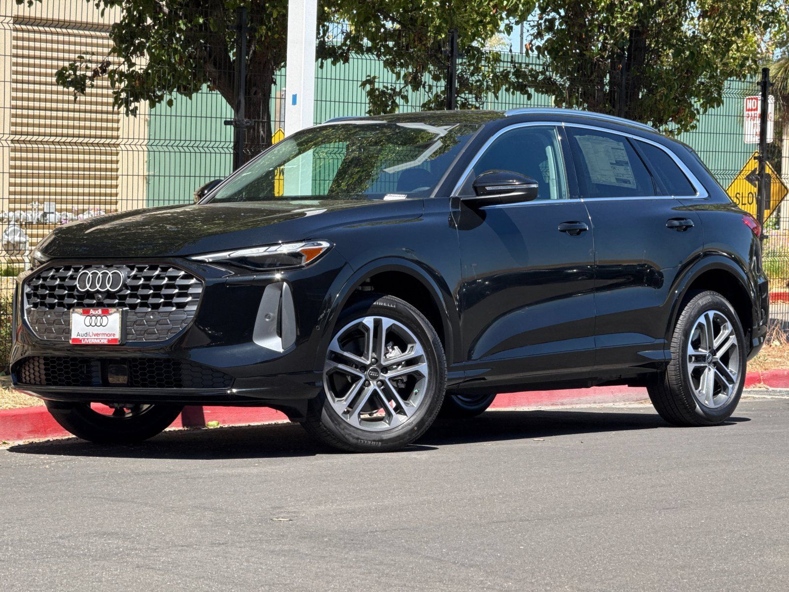 New 2026 Audi Q5 Premium AWD/4WD image 1