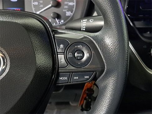 Used 2024 Toyota Corolla LE image 25