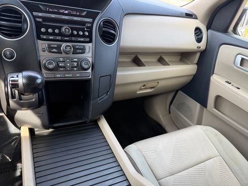 Used 2013 Honda Pilot LX image 27