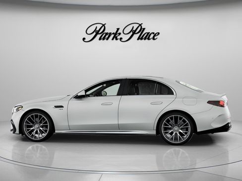New 2026 Mercedes-Benz E 53 AMG e 4MATIC Sedan image 7