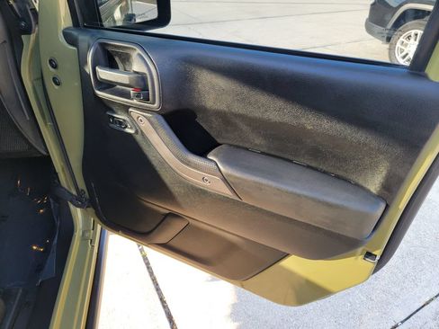 Used 2013 Jeep Wrangler Sport AWD/4WD image 15