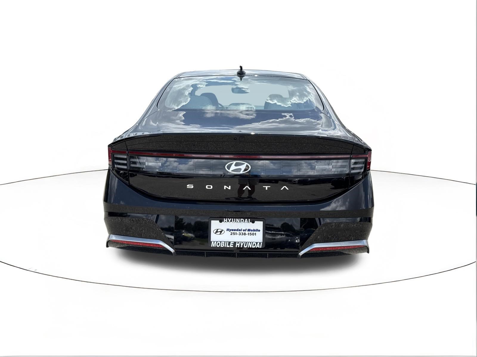 New 2026 Hyundai Sonata SEL FWD image 4
