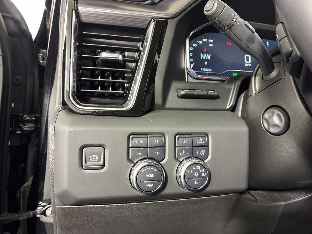 Used 2025 GMC Sierra 1500 Denali Ultimate AWD/4WD image 18