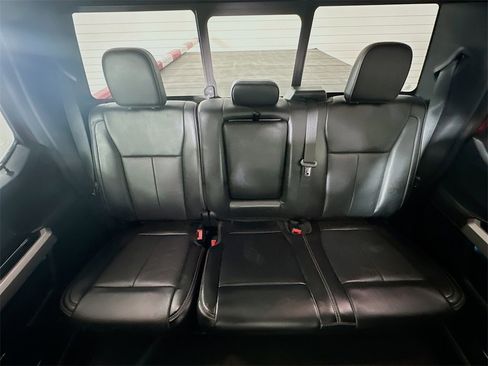 Used 2019 Ford F150 Lariat w/ Equipment Group 502A Luxury image 13