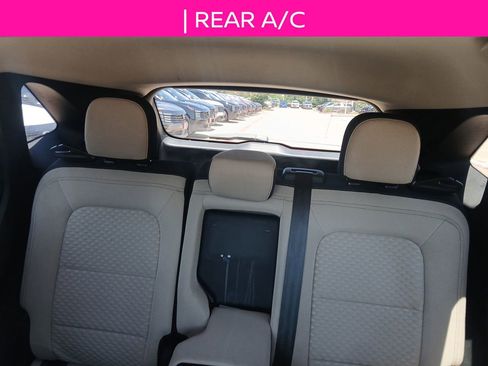 Used 2020 Ford Escape SE FWD image 18