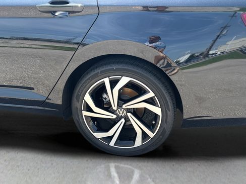 Used 2026 Volkswagen Jetta SEL FWD image 11