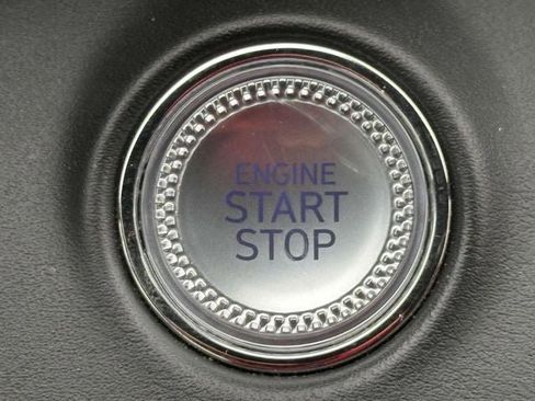 Used 2025 Genesis GV70 3.5T Sport w/ Sport Advanced Package image 31