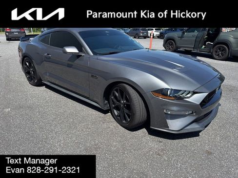 Used 2021 Ford Mustang GT RWD image 3