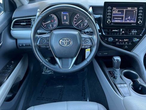 Certified 2022 Toyota Camry SE image 14