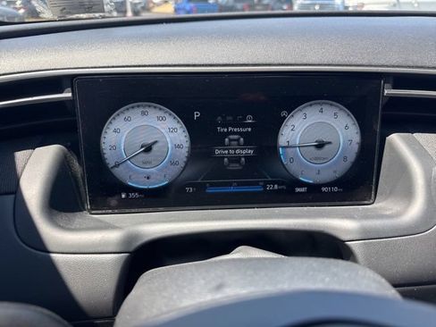 Used 2023 Hyundai Tucson Limited w/ Cargo Package FWD image 14