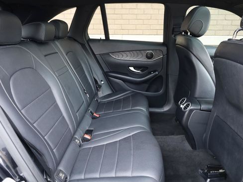 Used 2017 Mercedes-Benz GLC 300 image 22